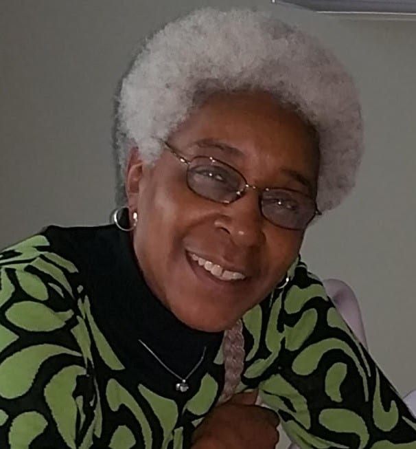 Delphine Profile Picture - Delphine Sellars